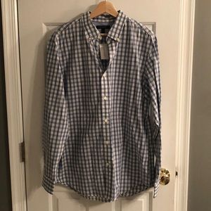 NWT Banana Republic Men’s L button down shirt